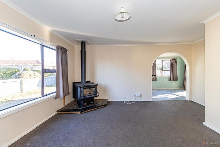 Photo of property in 1 Augustine Street, Waimate, 7924