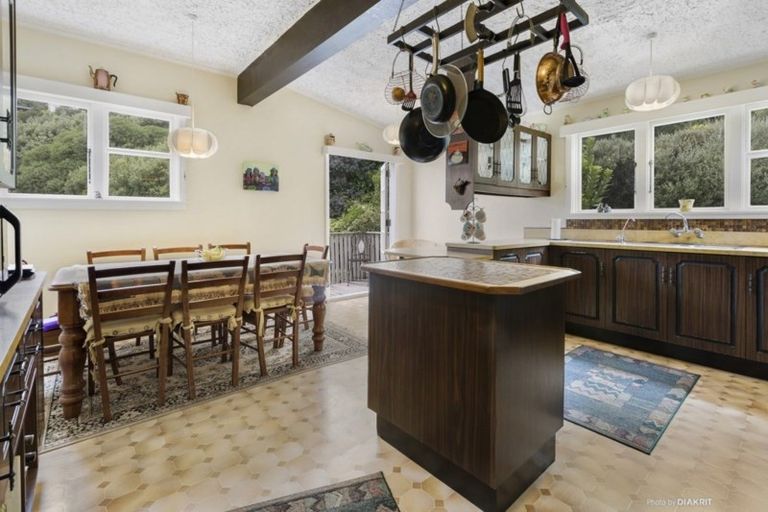 Photo of property in 69 Tannadyce Street, Strathmore Park, Wellington, 6022