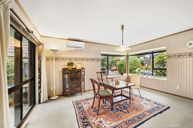 Photo of property in 41 Burbank Crescent, Churton Park, Wellington, 6037