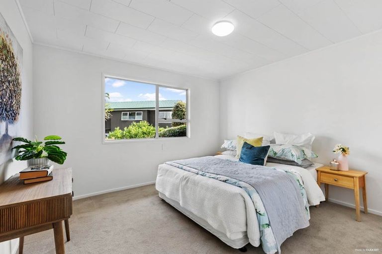 Photo of property in 42 Awaruku Road, Torbay, Auckland, 0630