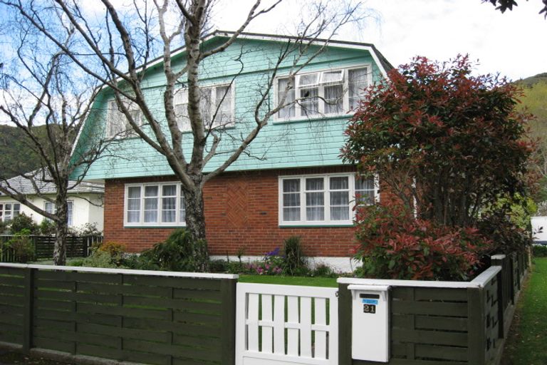 Photo of property in 21 Freyberg Street, Waterloo, Lower Hutt, 5011