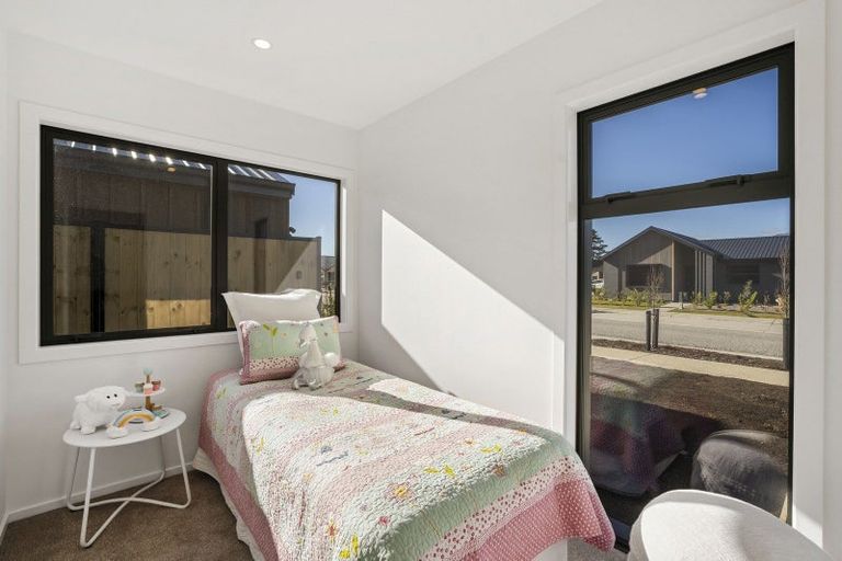 Photo of property in 1 Booth Drive, Cromwell, 9310
