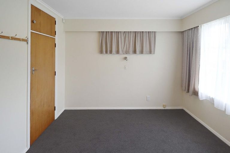 Photo of property in 4 Heather Grove, Fairfield, Lower Hutt, 5011
