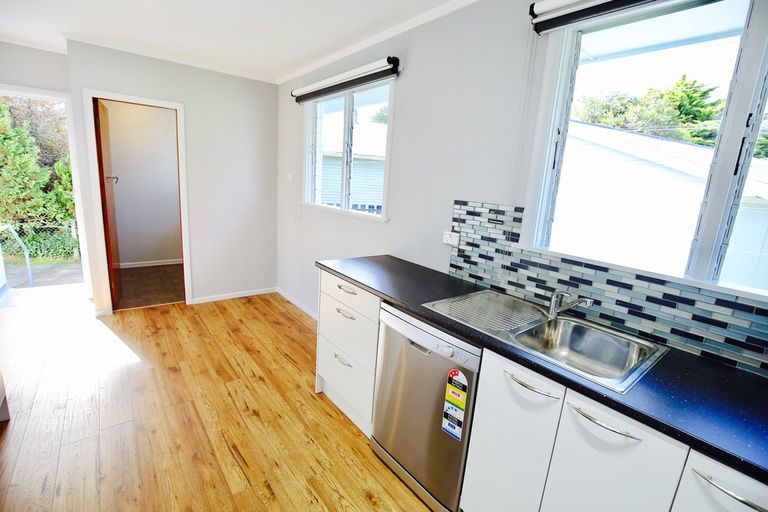 Photo of property in 45 Pine Avenue, Bader, Hamilton, 3206