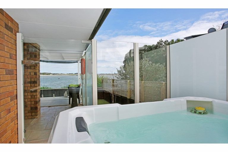 Photo of property in 62a Youngs Road, Papakura, 2110