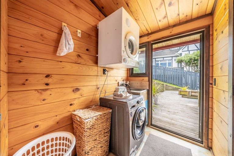 Photo of property in 174 Buckley Road, Southgate, Wellington, 6023