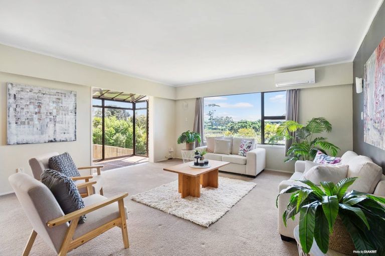 Photo of property in 2/10 Kentigern Close, Pakuranga, Auckland, 2010