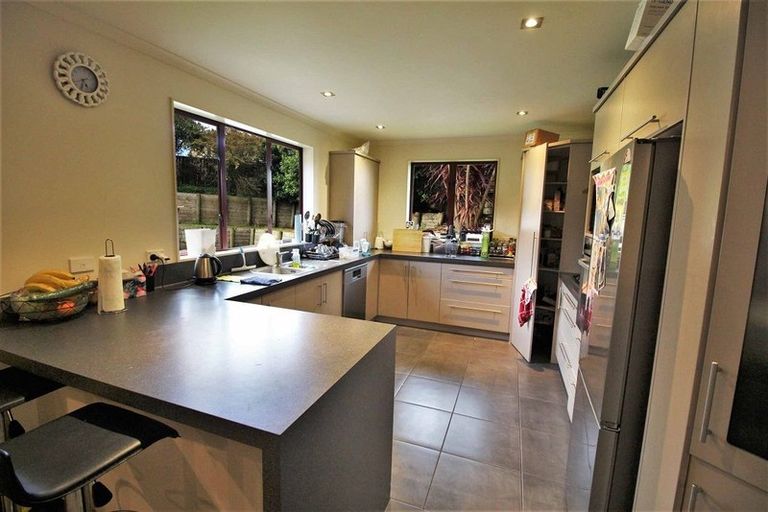 Photo of property in 1 Farleigh Close, Huntington, Hamilton, 3210