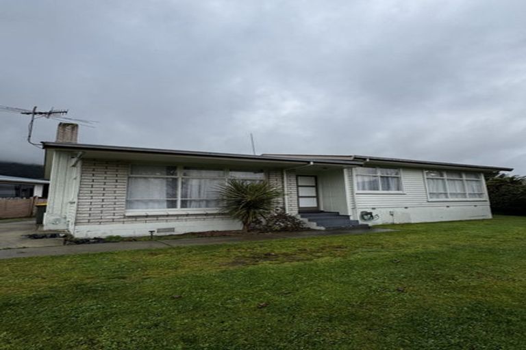 Photo of property in 10 Michael Place, Mangakakahi, Rotorua, 3015