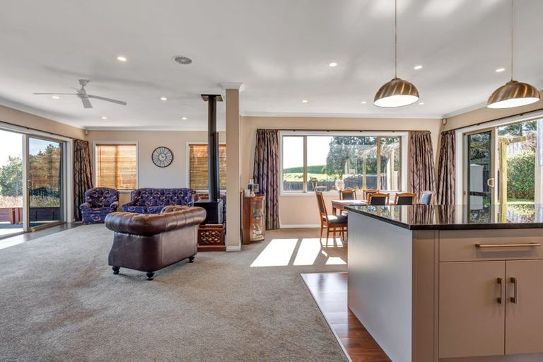 Photo of property in 355 Ngawhini Road, Hawera, 4674