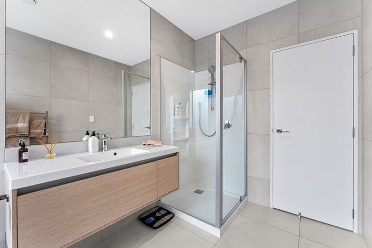 Photo of property in 7 Onekura Street, Red Beach, 0932