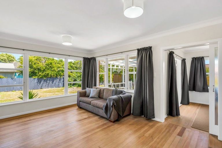Photo of property in 28 Mahoe Street, Levin, 5510