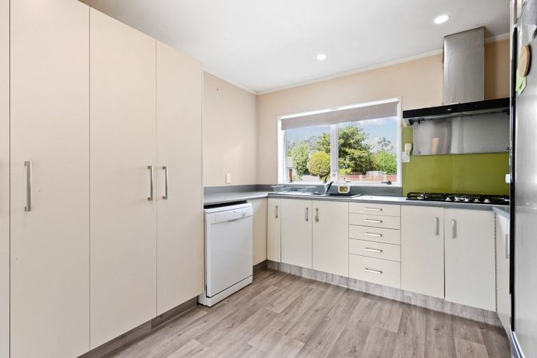 Photo of property in 34 Macmurdo Avenue, Glenview, Hamilton, 3206