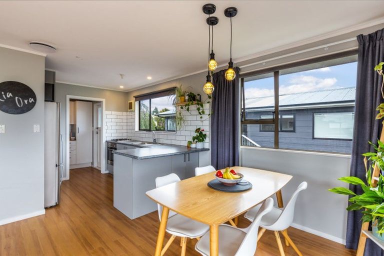 Photo of property in 69 Richmond Avenue, Richmond Heights, Taupo, 3330