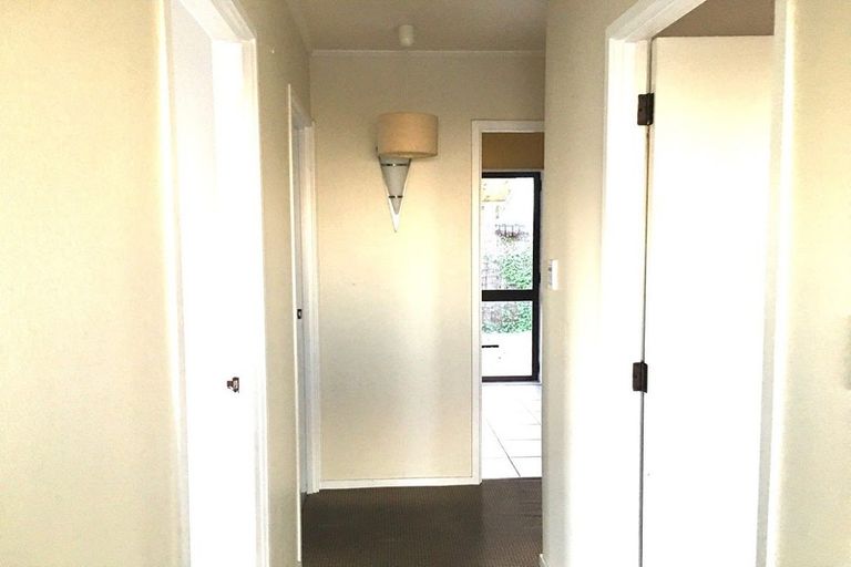 Photo of property in 84 Keegan Drive, Massey, Auckland, 0614