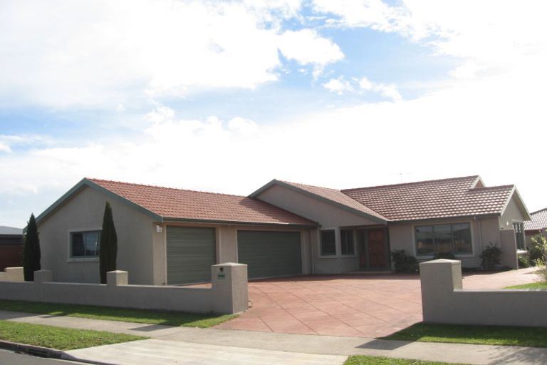 Photo of property in 5 Farringdon Avenue, Rototuna North, Hamilton, 3210