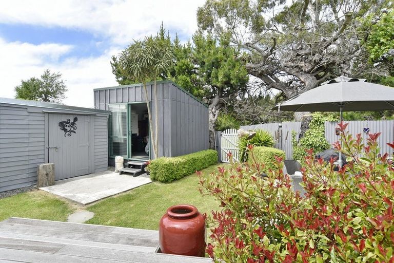 Photo of property in 17 Penfold Square, Leithfield, 7481