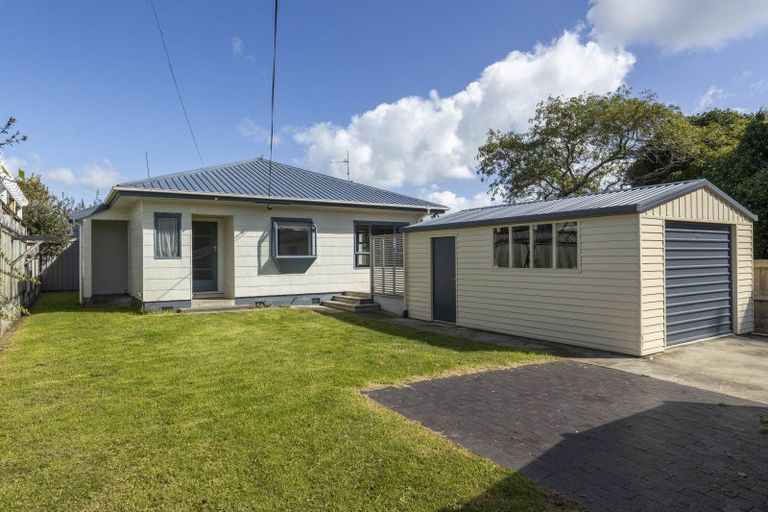 Photo of property in 23 Turi Street, Welbourn, New Plymouth, 4312