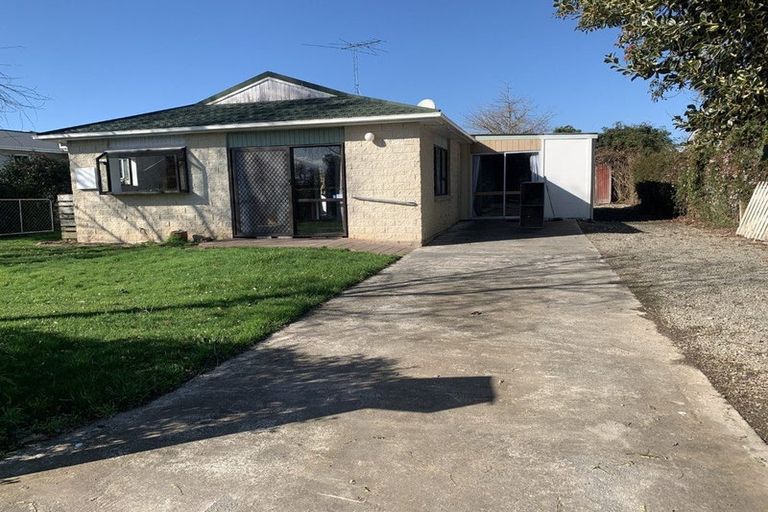 Photo of property in 6 Panama Street, Martinborough, 5711