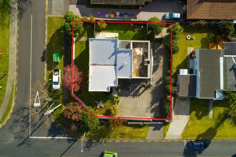 Photo of property in 393 Devonport Road, Tauranga South, Tauranga, 3112