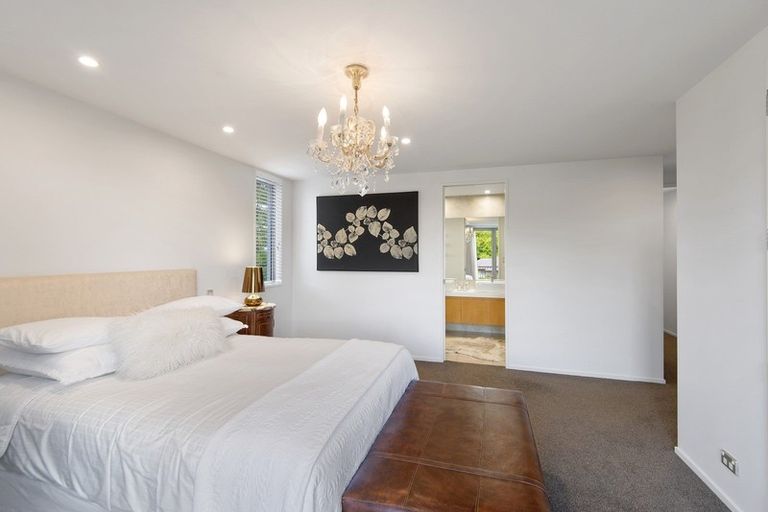 Photo of property in 57 Idris Road, Fendalton, Christchurch, 8052