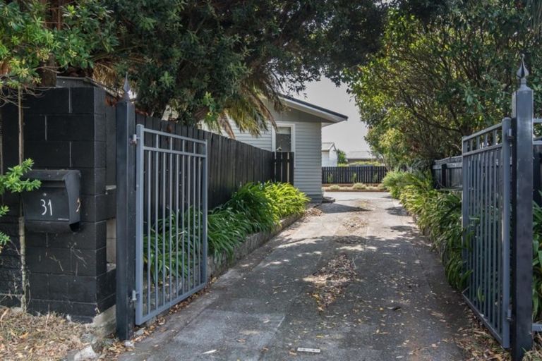 Photo of property in 31 Winton Street, Paraparaumu Beach, Paraparaumu, 5032