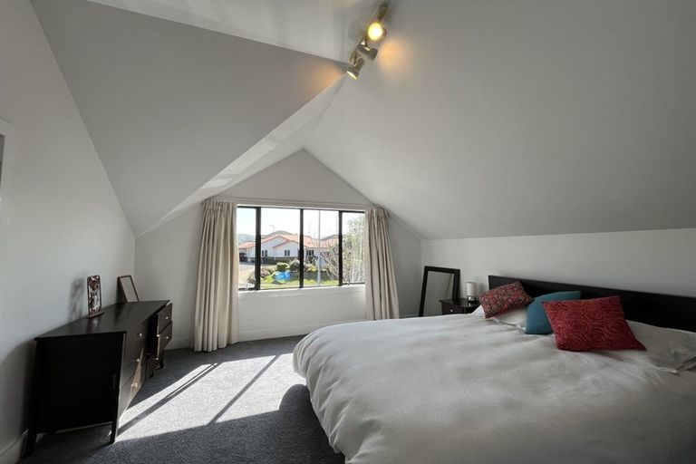 Photo of property in 66 Joseph Banks Drive, Whitby, Porirua, 5024