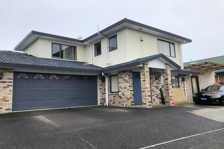 Photo of property in 8 Donegal Park Drive, Flat Bush, Auckland, 2019