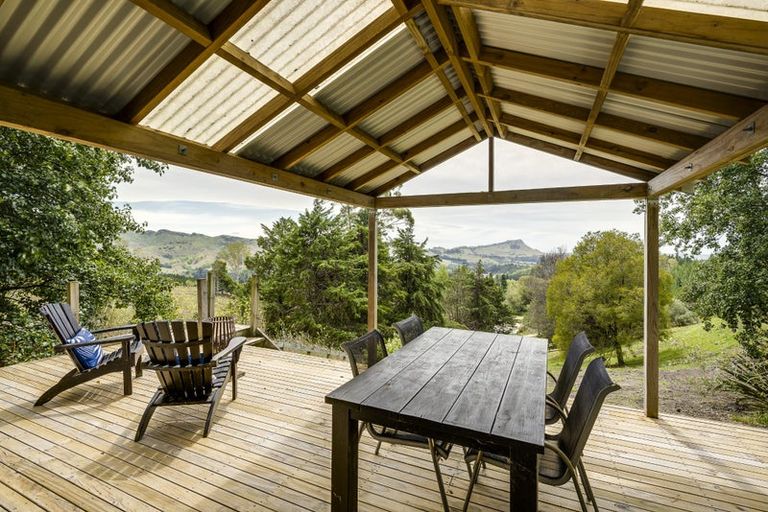 Photo of property in 41 Raratu Road, Kahuranaki, Havelock North, 4295