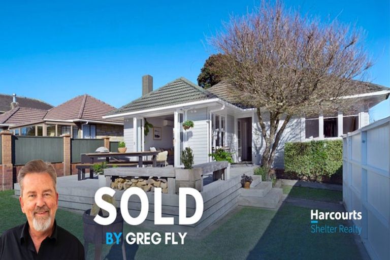 Photo of property in 1/18 Strid Road, Te Atatu South, Auckland, 0610