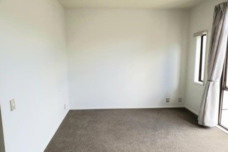 Photo of property in The Grange, 86/92 Bush Road, Albany, Auckland, 0632