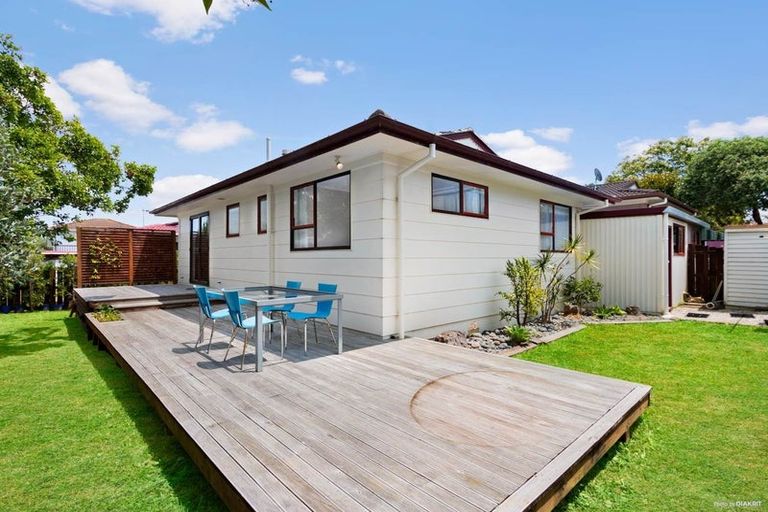 Photo of property in 1/280 Bucklands Beach Road, Bucklands Beach, Auckland, 2012