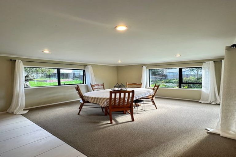 Photo of property in 17 Tercel Place, Sunnyhills, Auckland, 2010