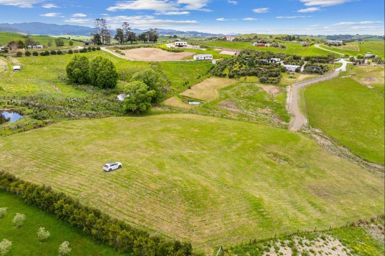 Photo of property in 20b Valley View Lane, Hakaru, 0975