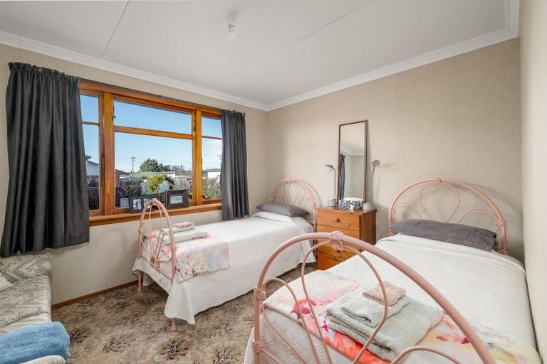 Photo of property in 20 Rugby Street, Waimate, 7924