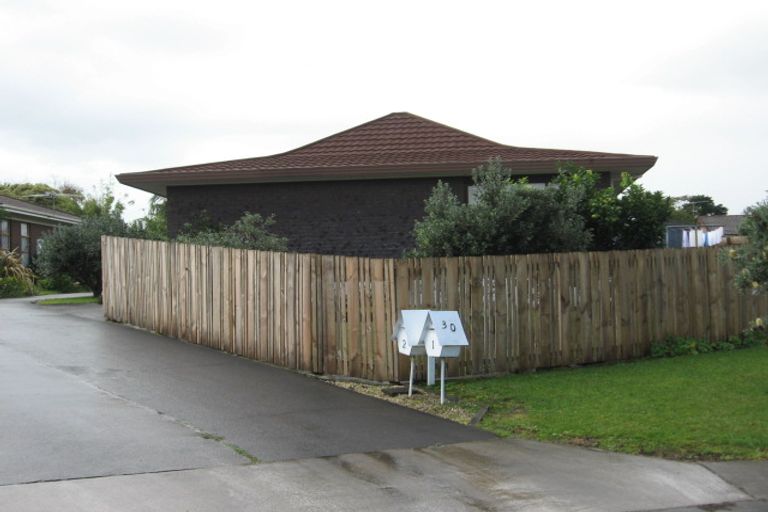 Photo of property in 1/30 Ballater Place, Highland Park, Auckland, 2010