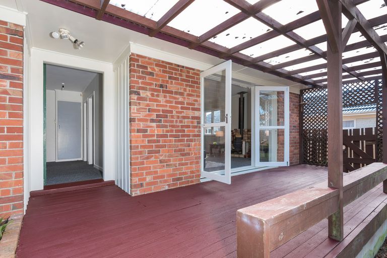 Photo of property in 75 Oakdale Road, Mount Roskill, Auckland, 1041