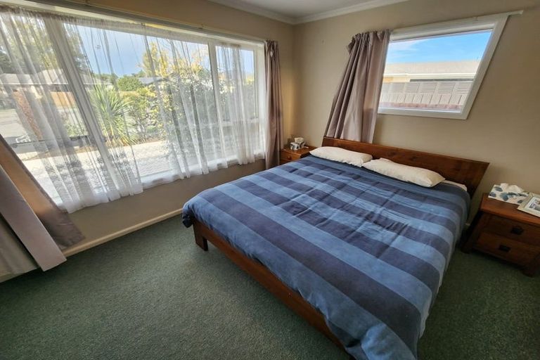 Photo of property in 47 Damien Place, Bromley, Christchurch, 8062