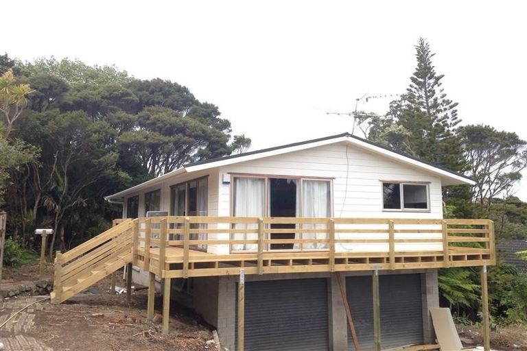Photo of property in 26 Seaview Road, Glenfield, Auckland, 0629