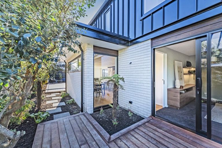 Photo of property in 68a Wai-iti Terrace, Bryndwr, Christchurch, 8052