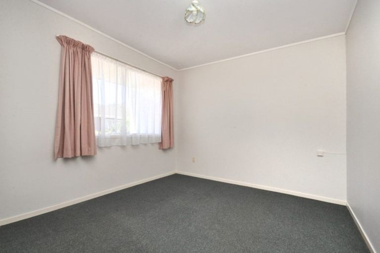 Photo of property in 3/69 Titirangi Road, New Lynn, Auckland, 0600