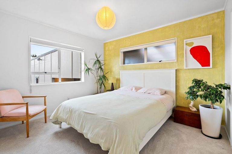 Photo of property in 27 Kohe Street, Parahaki, Whangarei, 0112