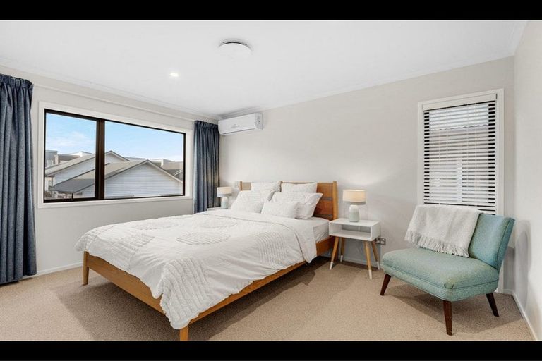 Photo of property in 34 Bomb Point Drive, Hobsonville, Auckland, 0616