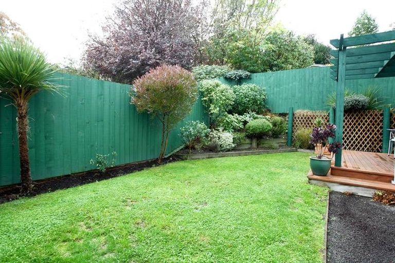 Photo of property in 1/32 Palatine Terrace, Huntsbury, Christchurch, 8022