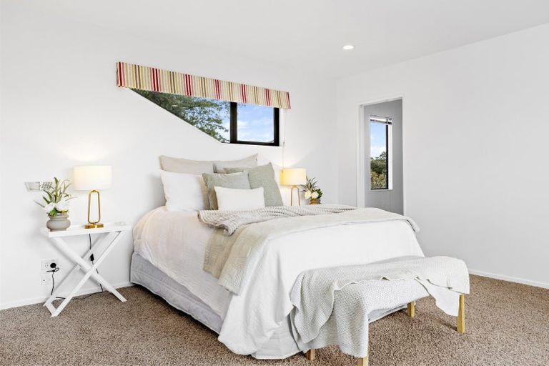 Photo of property in 2/26 Robinson Terrace, Rangatira Park, Taupo, 3330