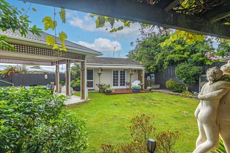 Photo of property in 39 Totara Road, Awapuni, Palmerston North, 4412