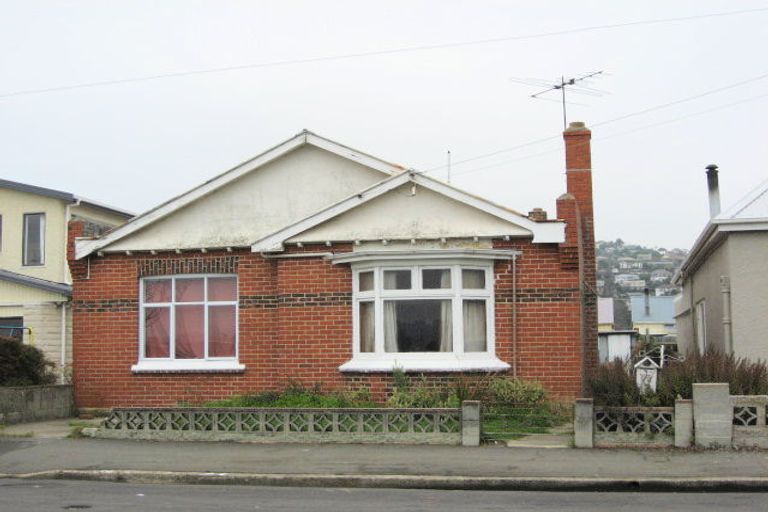 Photo of property in 33 Helena Street, Forbury, Dunedin, 9012