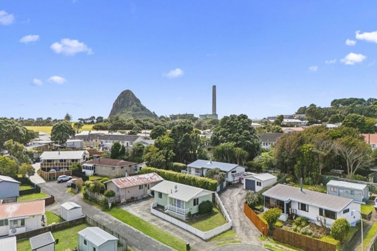 Photo of property in 1/25 Tahurangi Place, Spotswood, New Plymouth, 4310