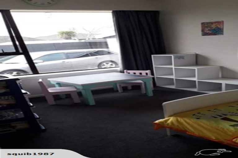 Photo of property in 17 Tuckers Road, Redwood, Christchurch, 8051