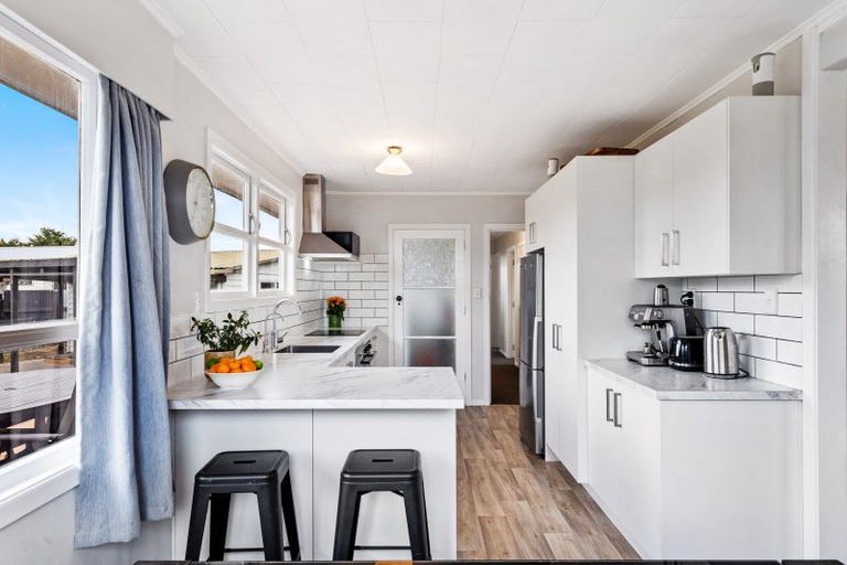 Photo of property in 18 Galway Street, Tamatea, Napier, 4112